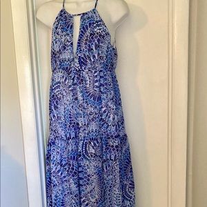 Boston proper size 4  Maxi Tiered